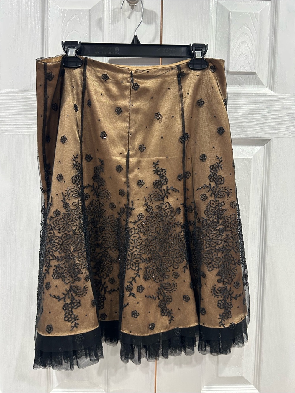 Beautiful Adrianna Papell gold skirt with black lace overlay. - Picture 2 of 3